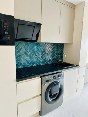 LaMira 2,3 Apartments